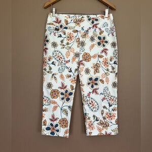 {LISETTE} Capri Pull-On Pants in Carousel Floral - Womens 8 - NWT